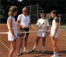 tennis2.jpg (25876 Byte)